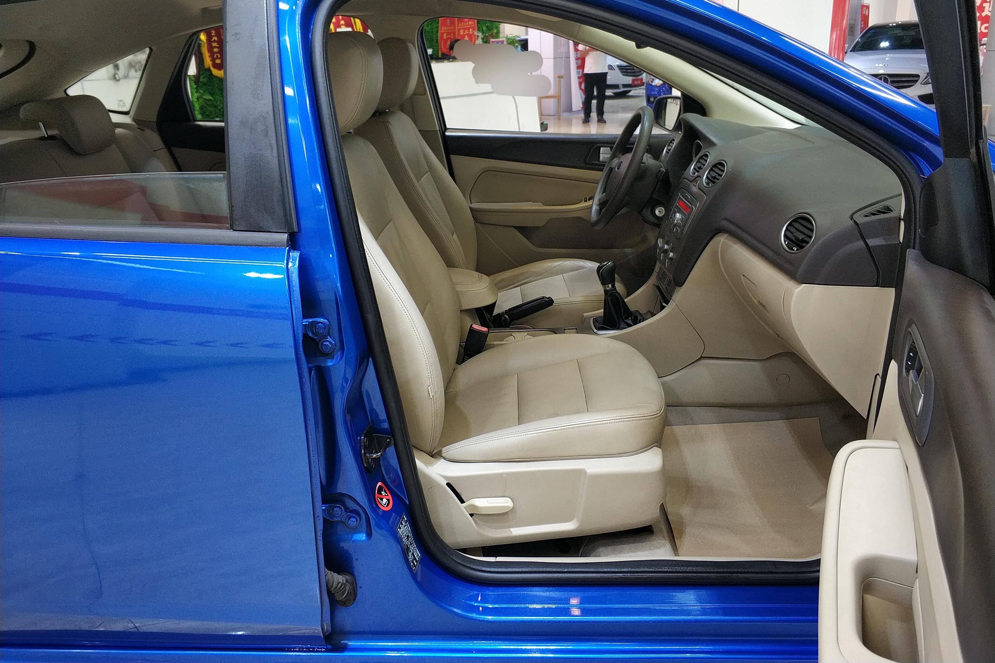 福特福克斯 2012款 1.8L 手动 两厢轿车 经典时尚型 (国Ⅳ) 