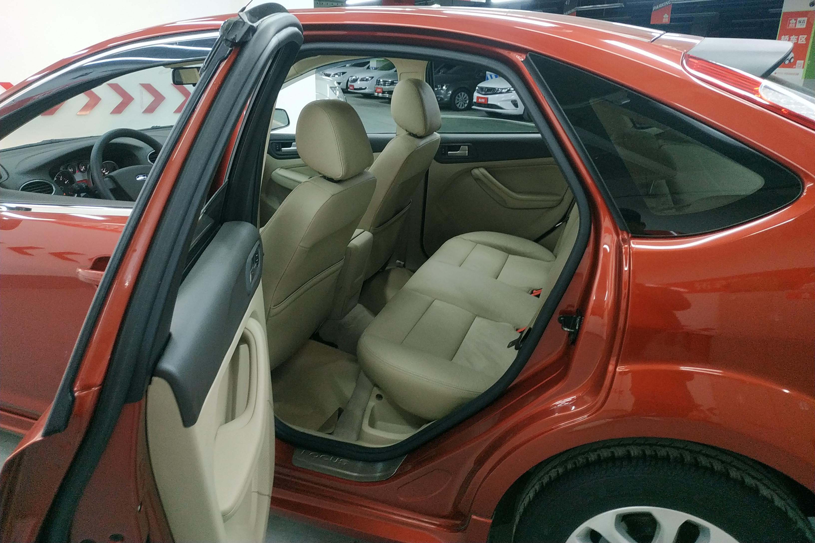 福特福克斯 2012款 1.8L 自动 两厢轿车 经典时尚型 (国Ⅳ) 